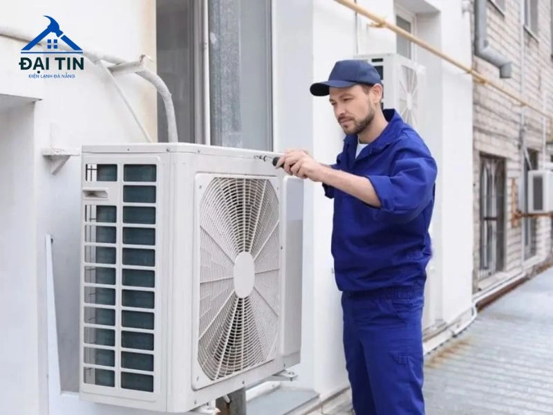 Khi nào bạn cần gọi thợ sửa chữa điều hòa chuyên nghiệp?
