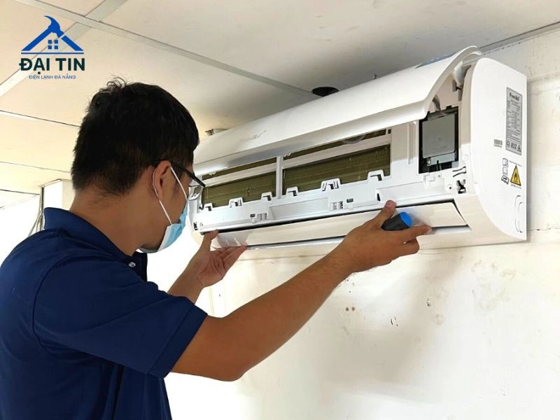 Vệ sinh dàn lạnh định kỳ